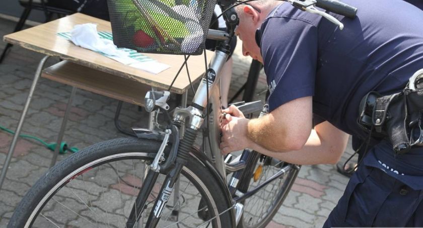 Policja zaprasza na znakowanie rowerów
