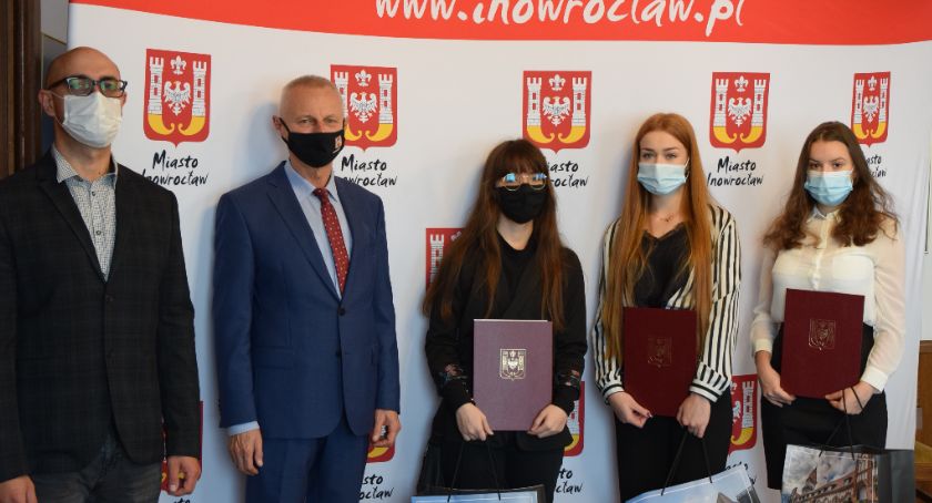 Stypendia naukowe przyznane