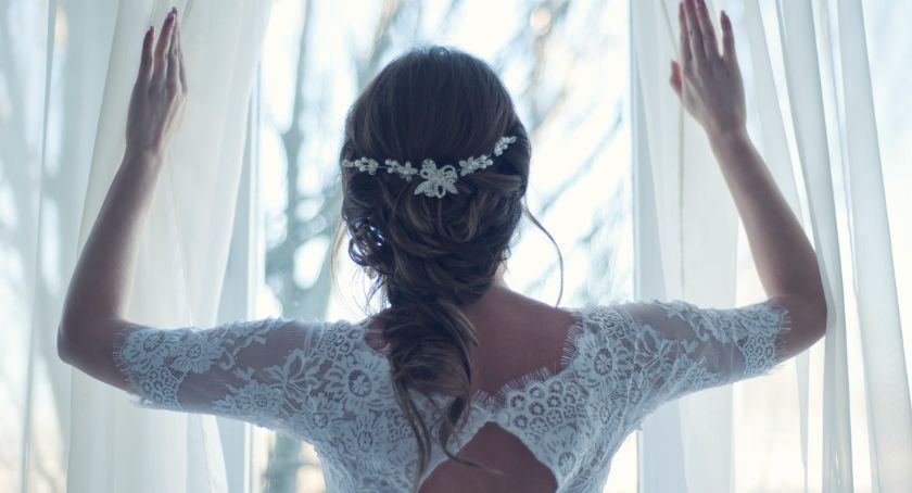 Atrakcyjne wdzięczne i szalenie kobiece suknie ślubne boho gwarantem zachwycającego wyglądu każdej panny młodej plus size