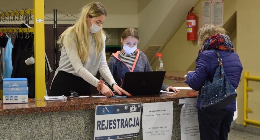 Szczepienia i profilaktyka w hali