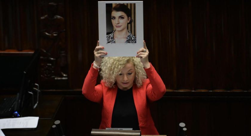 Sejm: projekt zaostrzający przepisy aborcyjne odrzucony w pierwszym czytaniu