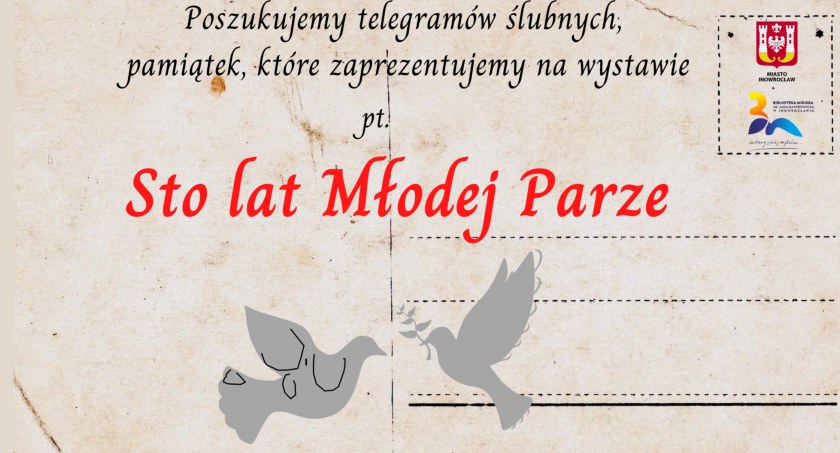 Retro wystawa z nowożeńcami w tle