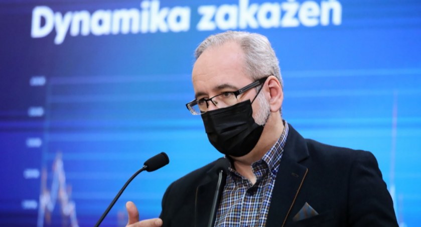 Niedzielski: jak najdłuższe zachowywanie nauki stacjonarnej jest priorytetem