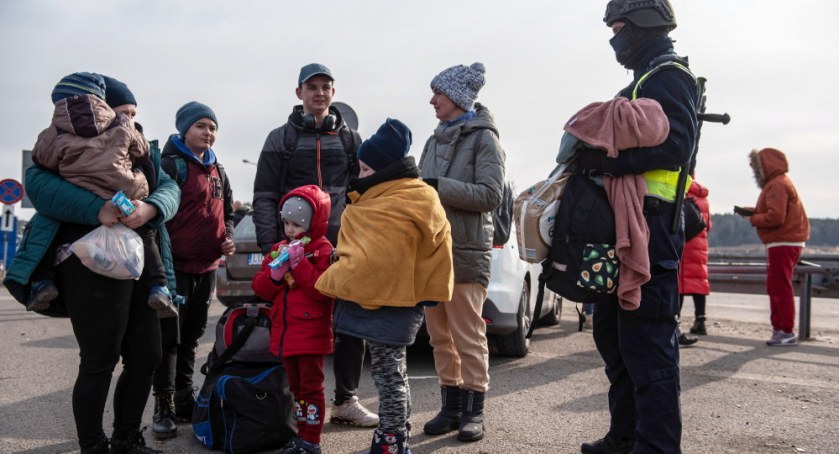 SG: od wybuchu wojny na Ukrainie do Polski wjechało już 410 tys. osób