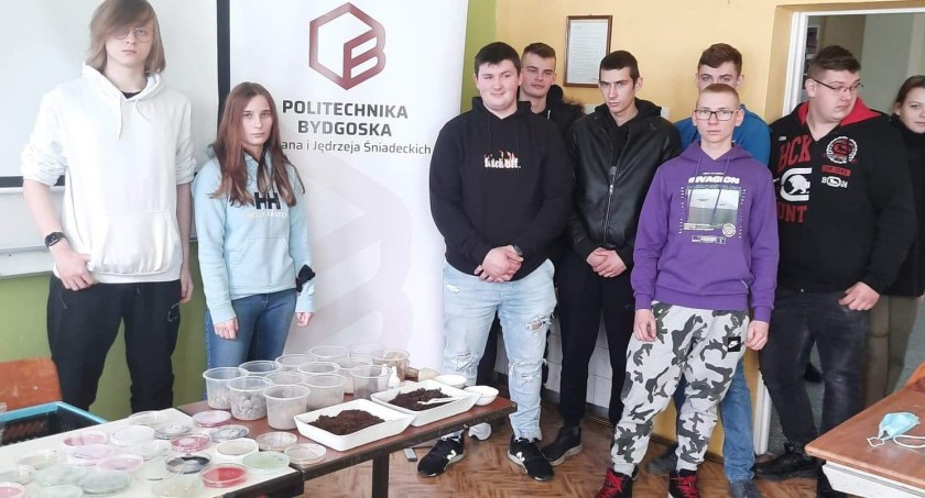 Bliżej rynku pracy
