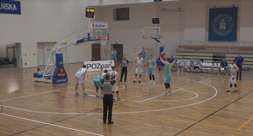 Koszykarze Noteci przegrywają w Poznaniu
