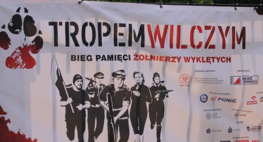 Jutro pobiegną tropem wilczym
