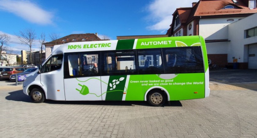 MPK testuje nowego elektryka