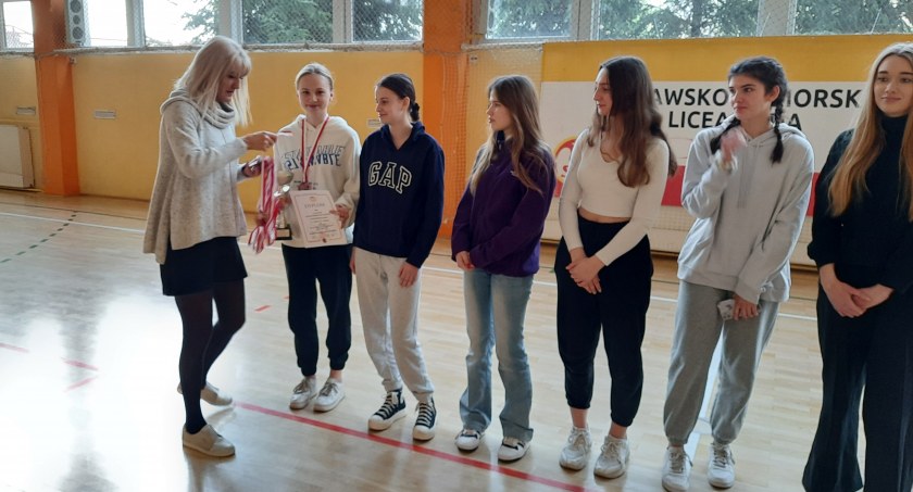 Koszykarki z Kaspra brązowymi medalistkami Kujawsko-Pomorskiej Licealiady