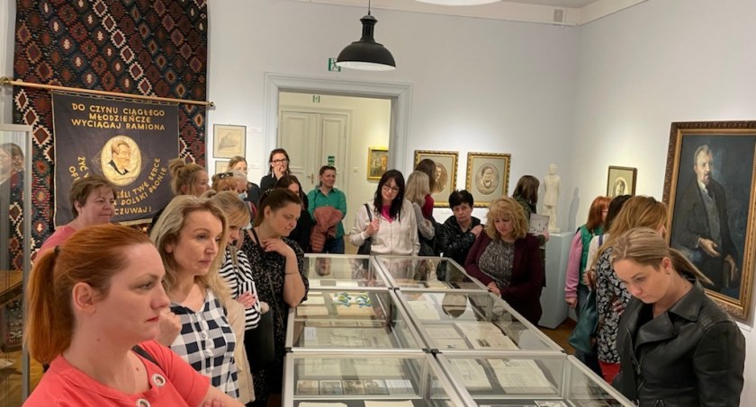 Nauczyciele Muzycznej Krainy na szkoleniu w Muzeum im. Jana Kasprowicza