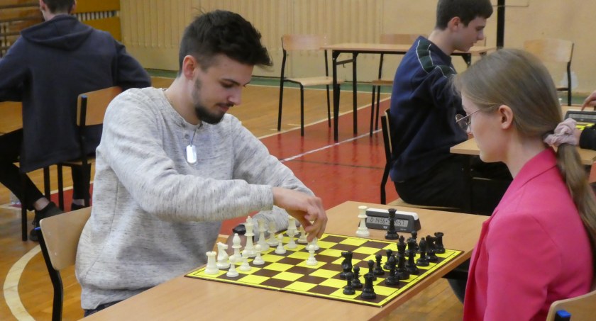 Gambit Królewski za nami
