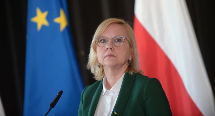 Rząd uspokaja, że gazu dla odbiorców nie zabraknie mimo wstrzymania dostaw z Rosji