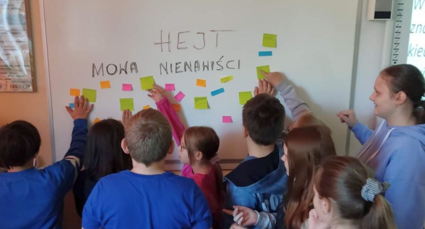 W SP2 przeciwdziałają mowie nienawiści