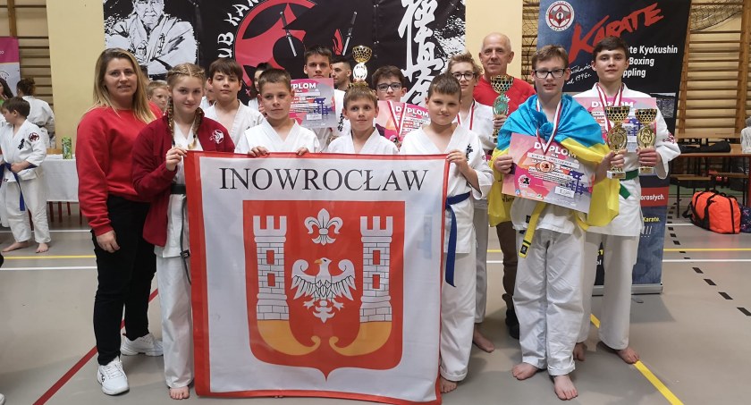 Dobry występ karateków