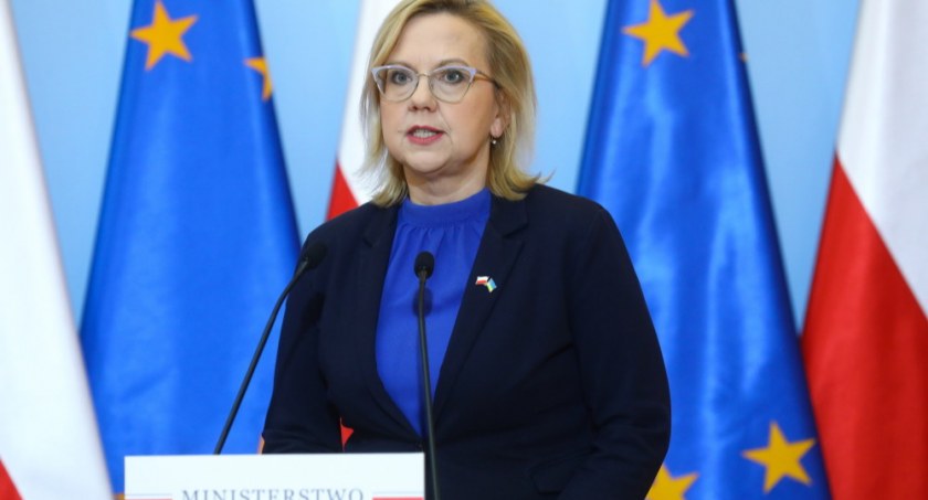 Minister Moskwa: rząd przyjął ustawę gwarantującą cenę węgla na 996 zł/t