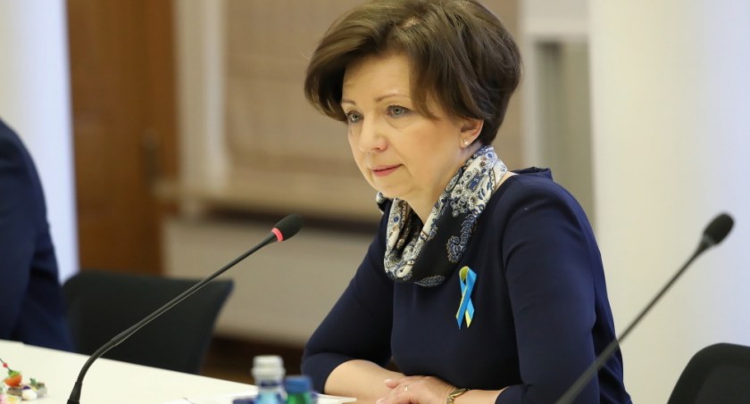 Maląg: wprowadzamy rozwiązanie, które umożliwi pracodawcy kontrolę trzeźwości pracowników