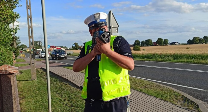 Policjanci przeprowadzili działania „Kaskadowy pomiar prędkości