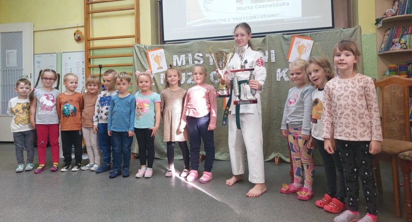 Karatecy odwiedzili Muzyczną Krainę