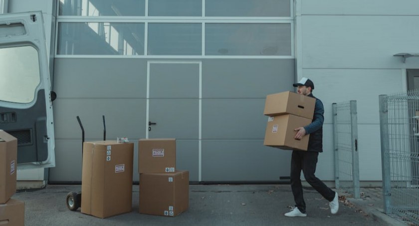 Wózki dwukołowe transportowe – zastosowania
