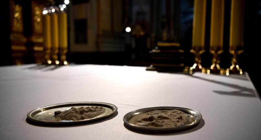 Środa Popielcowa rozpoczyna w Kościele katolickim trwający 40 dni Wielki Post