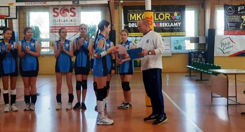 Siatkarki z Czwórki bezkonkurencyjne