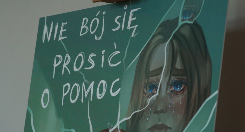 W Teatrze Miejskim odbyła się VI Powiatowa konferencja – Warto żyć