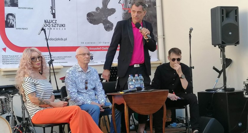 Sztuka czy po?stęp?”