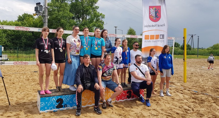 Siatkarki złote na plaży