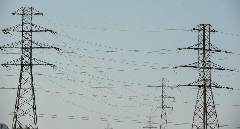 A.Moskwa: zdecydowaliśmy o zwiększeniu wsparcia w zakresie limitów zużycia energii z zamrożoną ceną