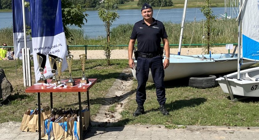 To była żeglarska impreza nad jeziorem