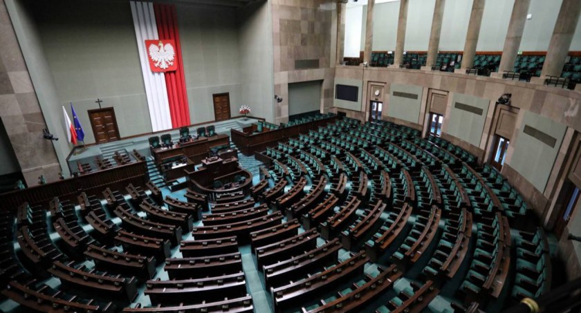 Rząd skierował do Sejmu wniosek o przeprowadzenie referendum ogólnokrajowego