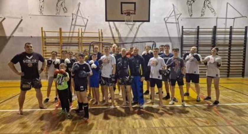 Chcesz trenować kickboxing?