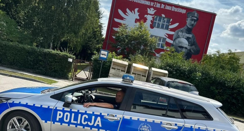 Trwają policyjne działania Bezpieczna droga do szkoły