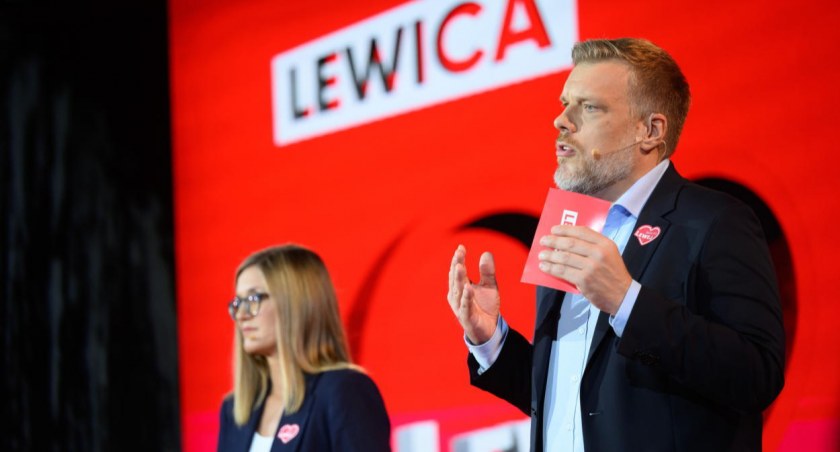 A. Zandberg: naszym żelaznym warunkiem współrządzenia po wyborach jest 20-proc. podwyżka w budżetówce