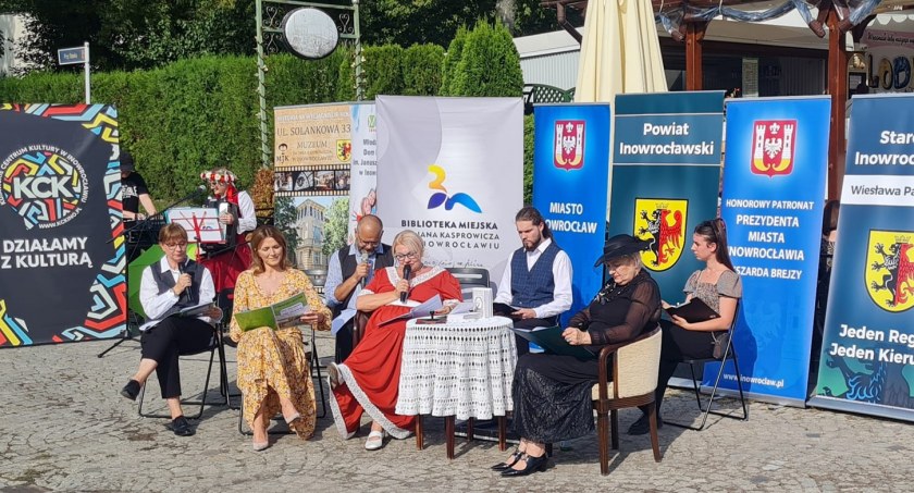 Czytali wspólnie Nad Niemnem