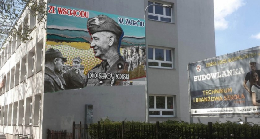 Powstaje generalski mural