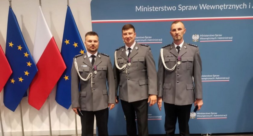Policjanci otrzymali medal imienia Andrzeja Struja