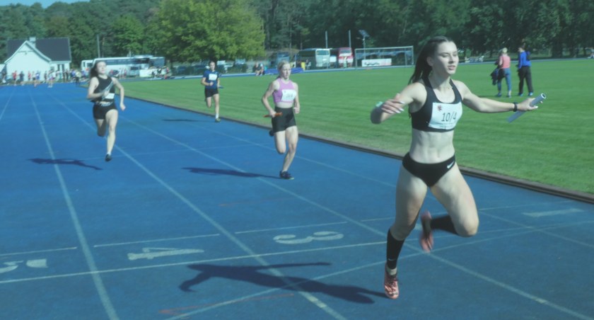Młodzi sportowcy przywieźli worek medali