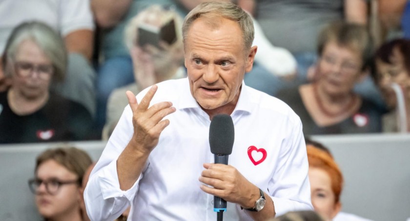 Tusk: 15 X będą dwa referenda - wybory parlamentarne oraz czy zostaniemy w UE