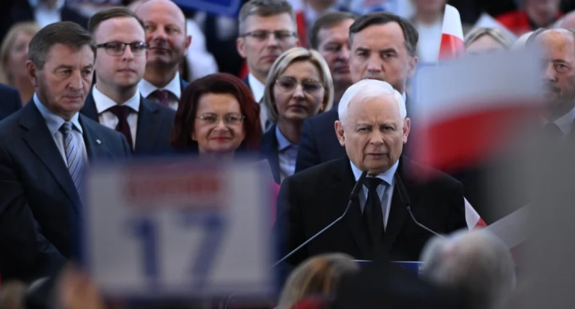 Kaczyński: nasza polityka zmierza do tego, żeby Polak był z siebie dumny