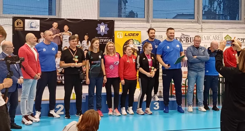 Świetny występ najmłodszych siatkarek MSPS Inowrocław
