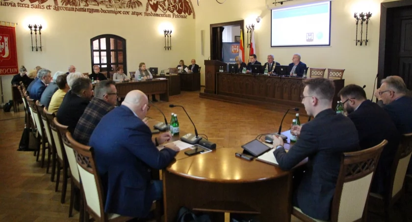 Dzisiaj odbyła się LXXV sesja Rady Miejskiej Inowrocławia