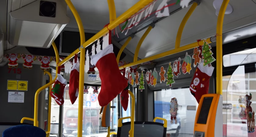Mikołajkowy autobus