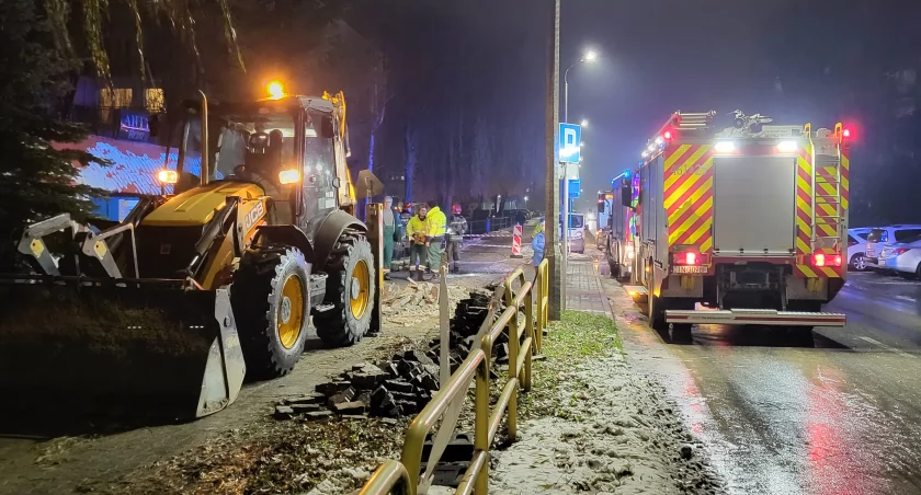 Awaria sieci wodociągowej przy al. 800-lecia