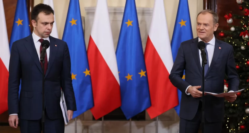 Premier: w projekcie budżetu na 2024 r. są środki na finansowanie m.in. 800 plus, 13. i 14. emerytury