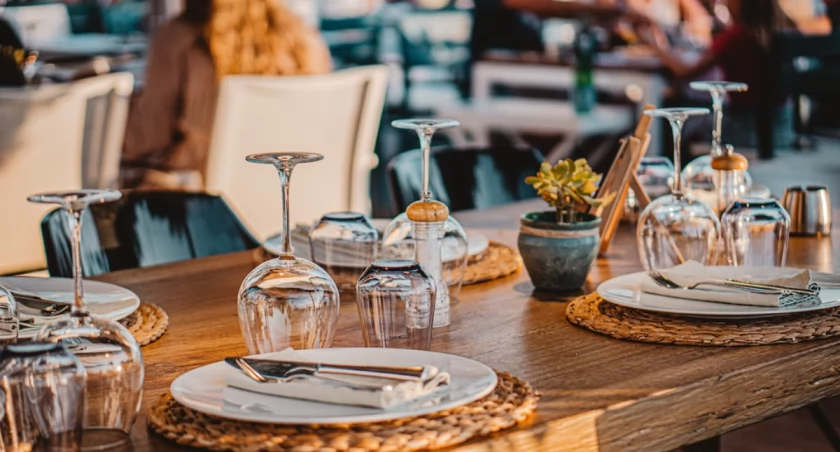 Jak wygląda kontrola sanepidu w restauracji? Co musisz wiedzieć?