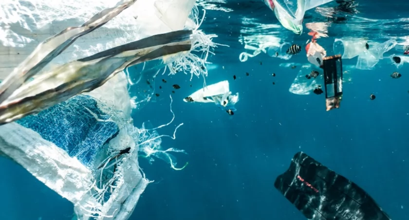 Czy zagraża nam mikroplastik? Raport SodaStream