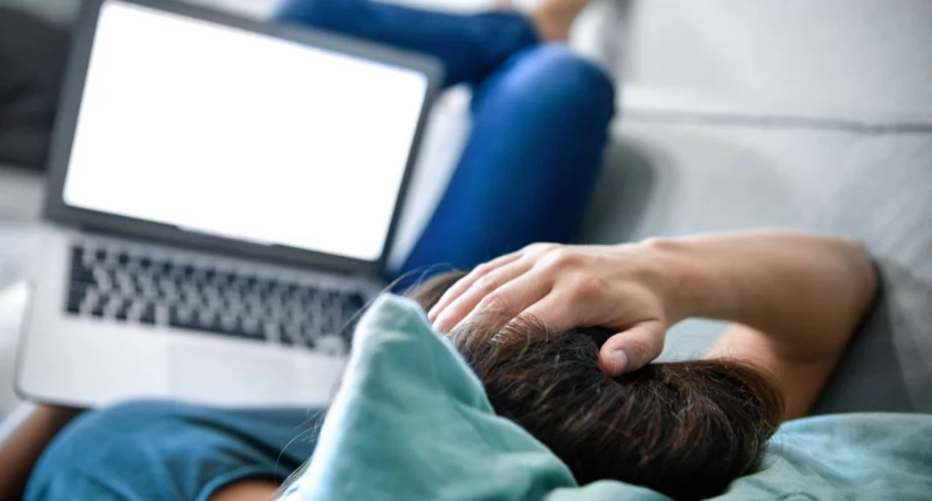 Badanie: prawie 70 proc. Polaków sprawdza autentyczność promocji w internecie