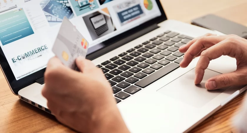 Badanie nie pozostawia żadnych złudzeń. Polacy nie wierzą w internetowe promocje 