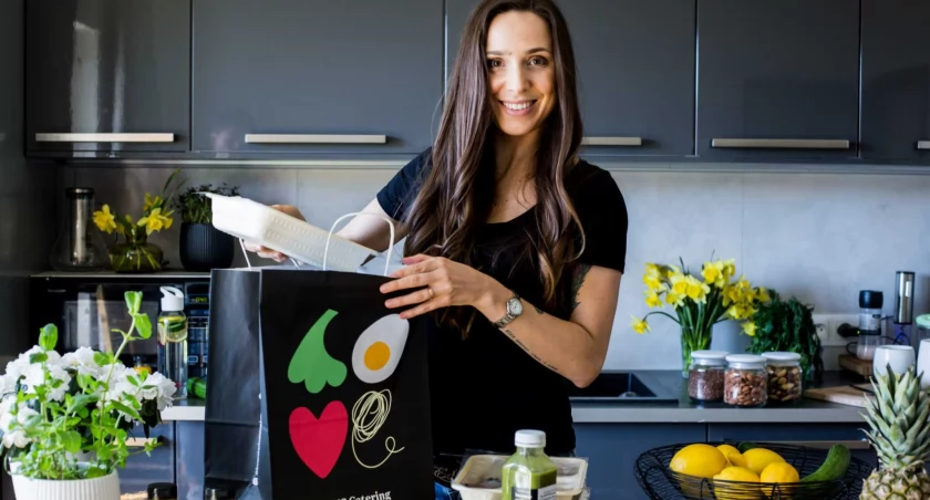 Poszukujesz sposobu na bezpieczną i skuteczną redukcję wagi - zamów LOVEcatering!